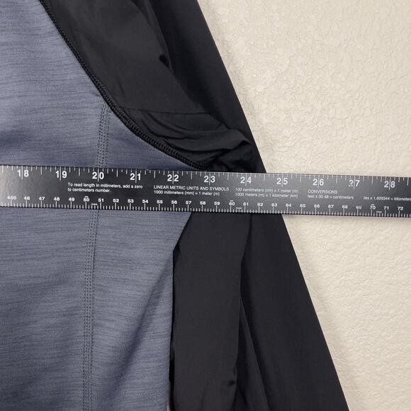 Lululemon Full Zip Revolution Bomber Jacket Gray Size Large Athleisure Sporty - Picture 11 of 11